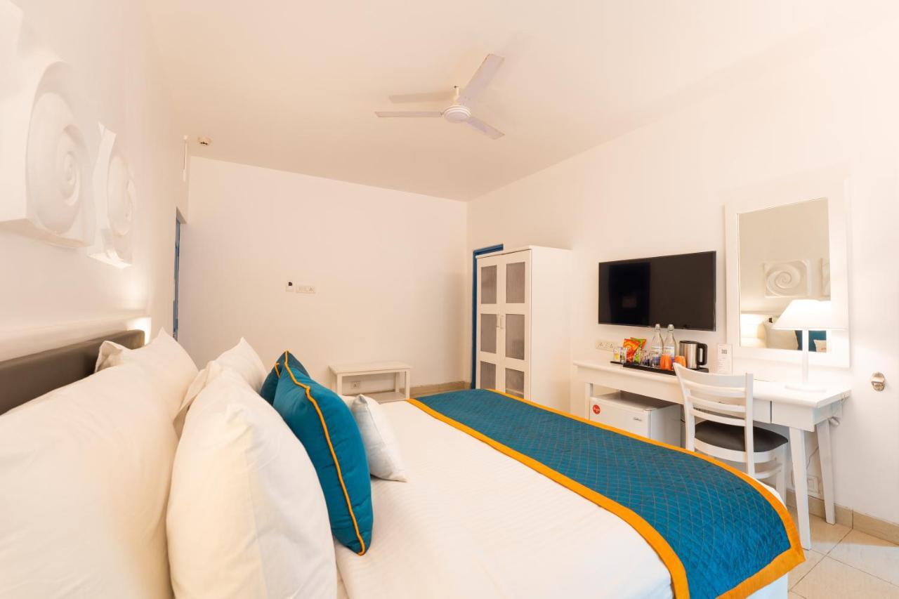Zone Connect By The Park Calangute Hotel Олд Гоа Екстериор снимка