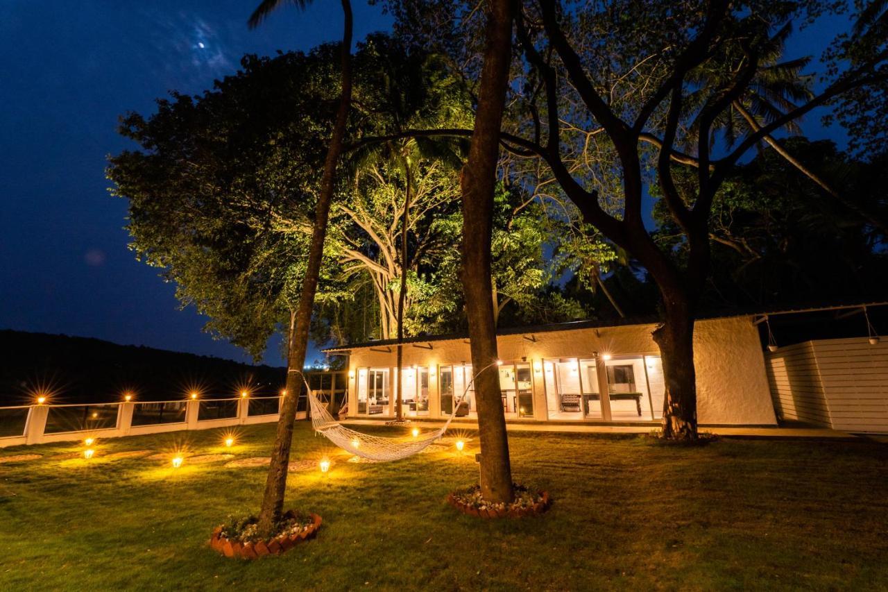 Zone Connect By The Park Calangute Hotel Олд Гоа Екстериор снимка