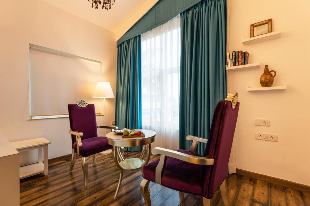 Zone Connect By The Park Calangute Hotel Олд Гоа Екстериор снимка