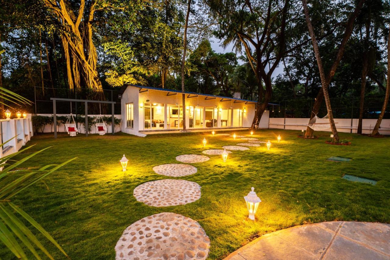Zone Connect By The Park Calangute Hotel Олд Гоа Екстериор снимка