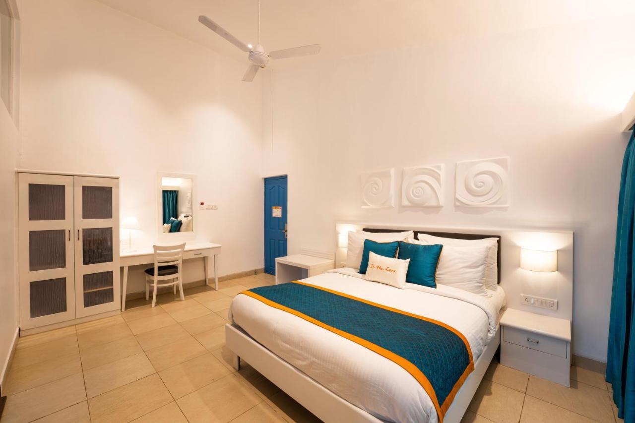 Zone Connect By The Park Calangute Hotel Олд Гоа Екстериор снимка